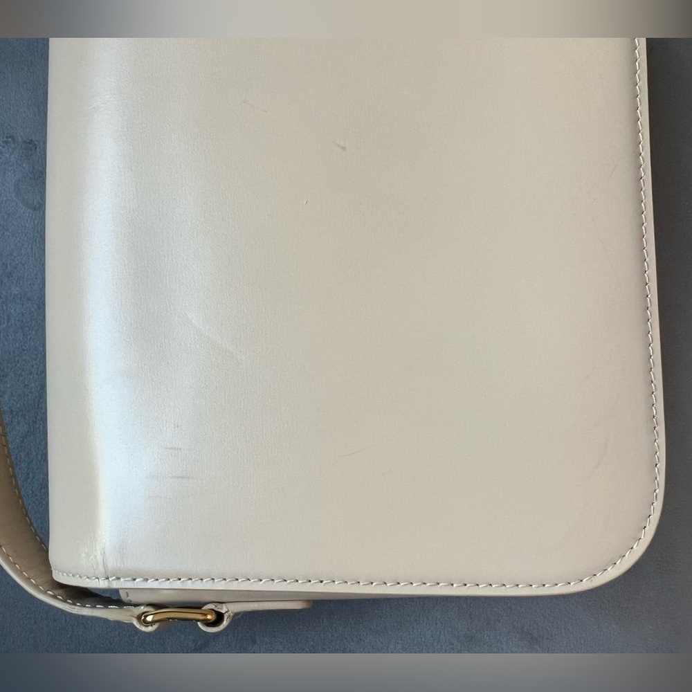 Celine Triomphe Beige Shoulder Bag Medium - Picture 10 of 14